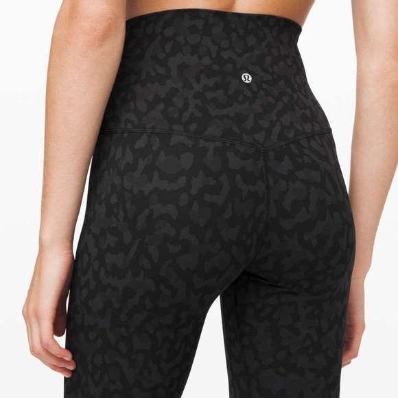 Lululemon Align 25” Black Patterned Leggings - Picture 1 of 3